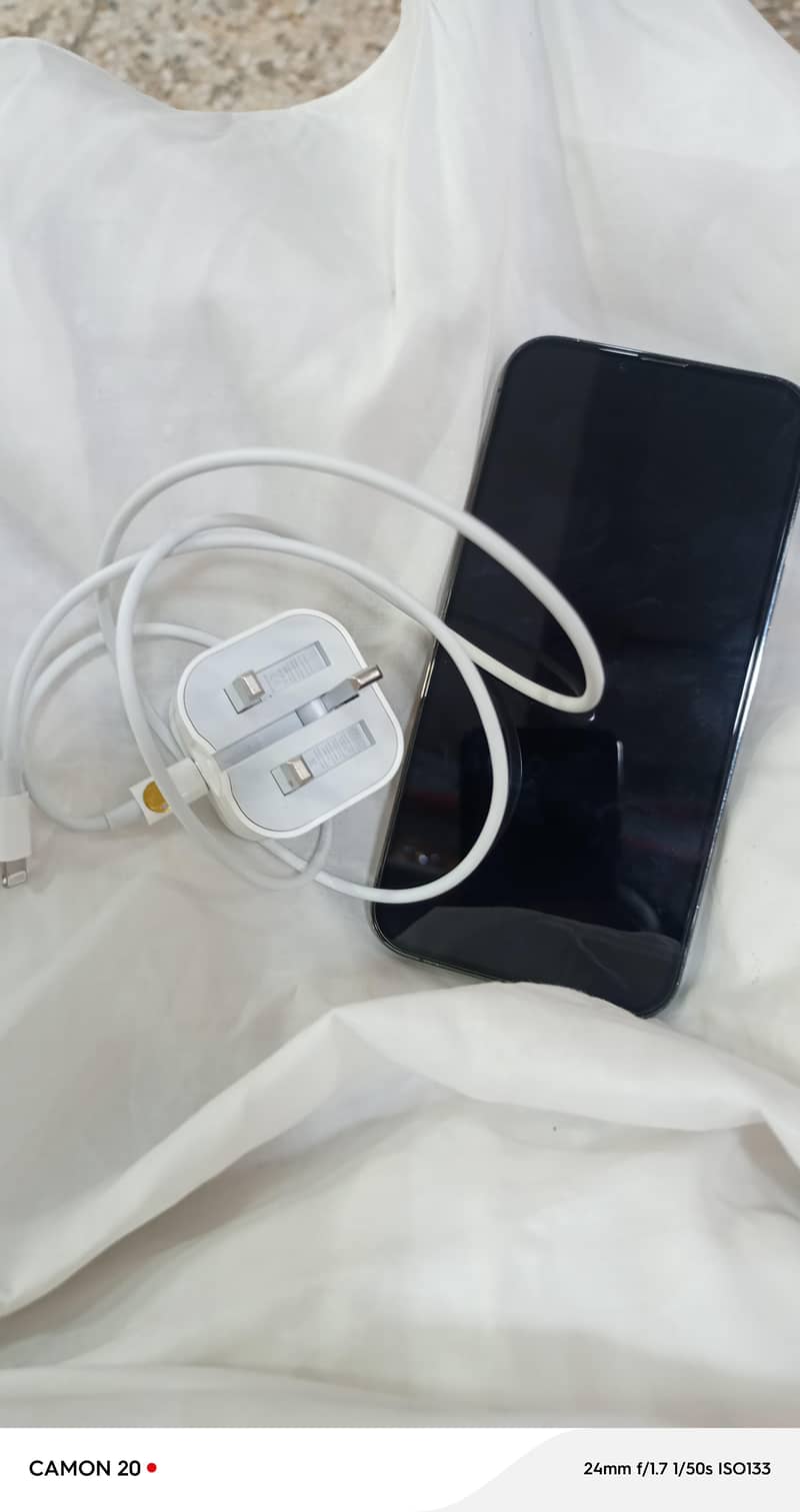Apple iPhone 13 Pro Max 6