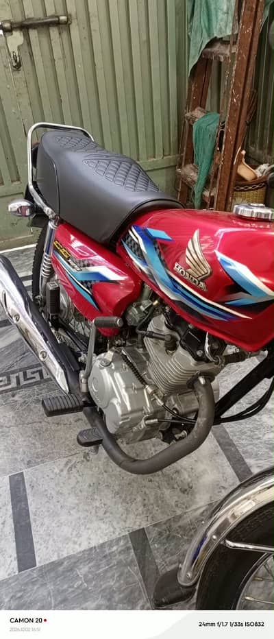 New bike all geniun urgent sale