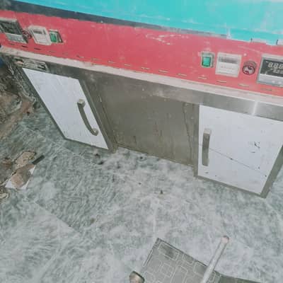 Restaurant equipments