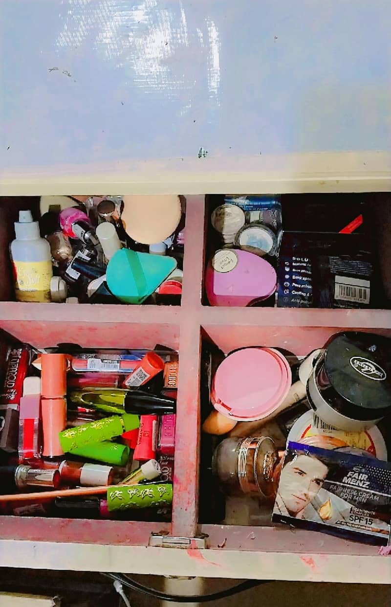 drawer table 1