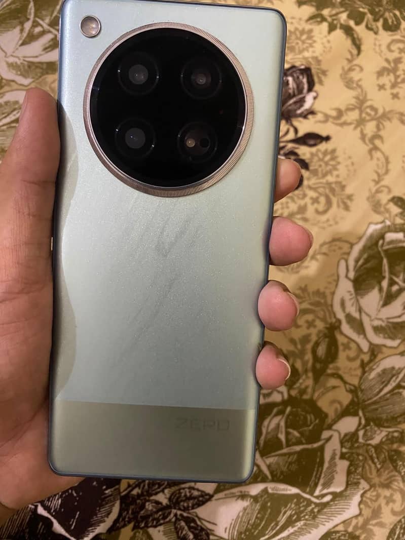 Infinix Zero 40 0