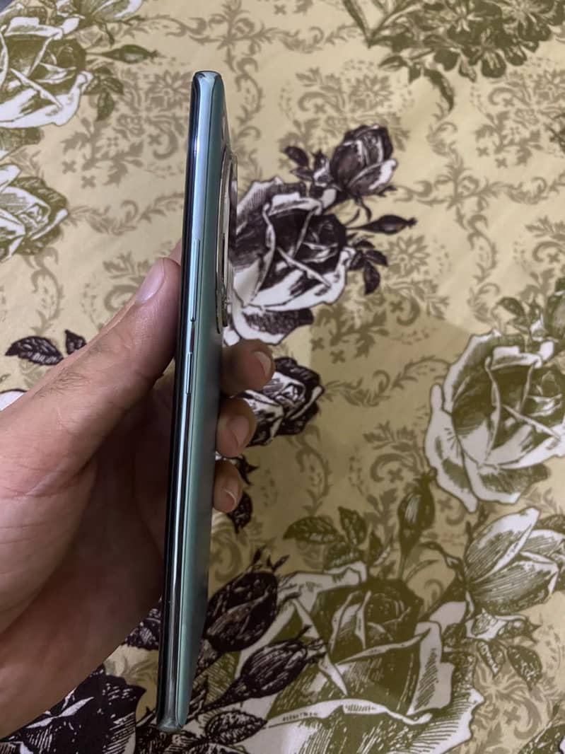 Infinix Zero 40 5