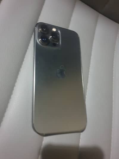 iPhone 13 Pro Max selling urgently