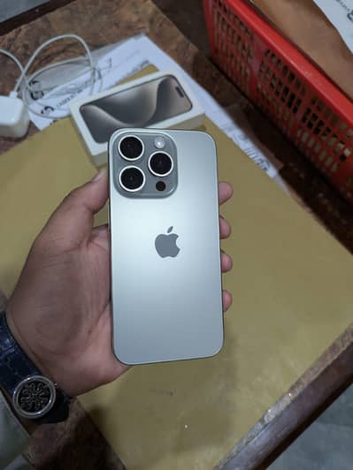 Apple iPhone 15 Pro