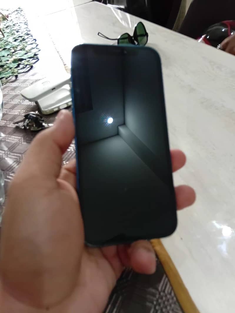 Apple iPhone 12 2