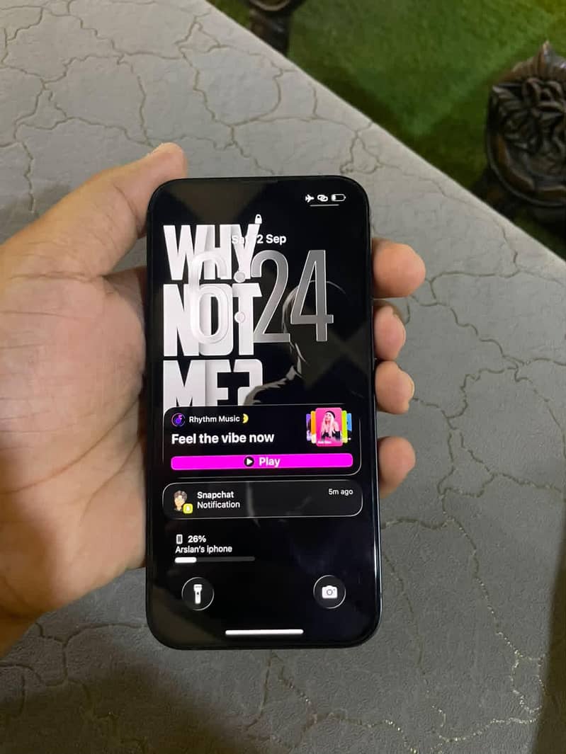 Apple iPhone 13 7