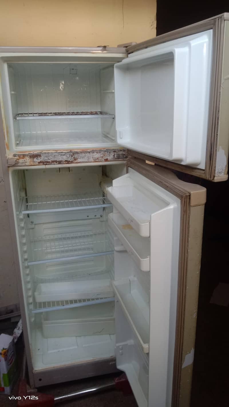 Refrigrator 6