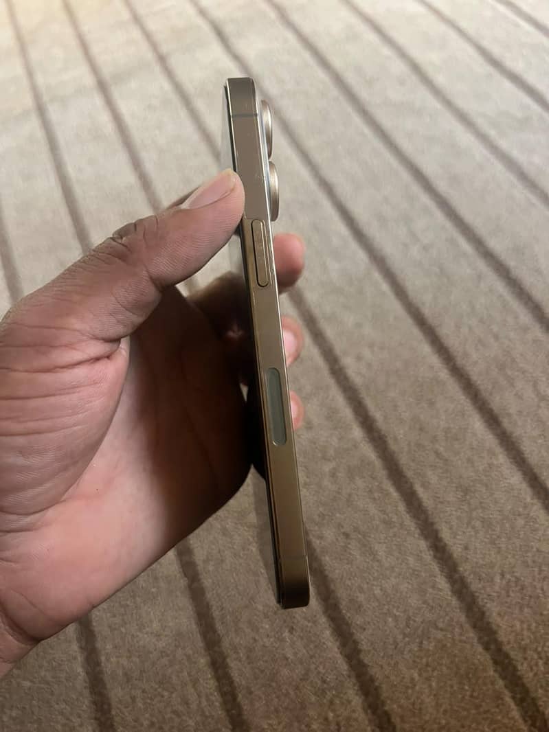 Apple iPhone 13 Pro 3