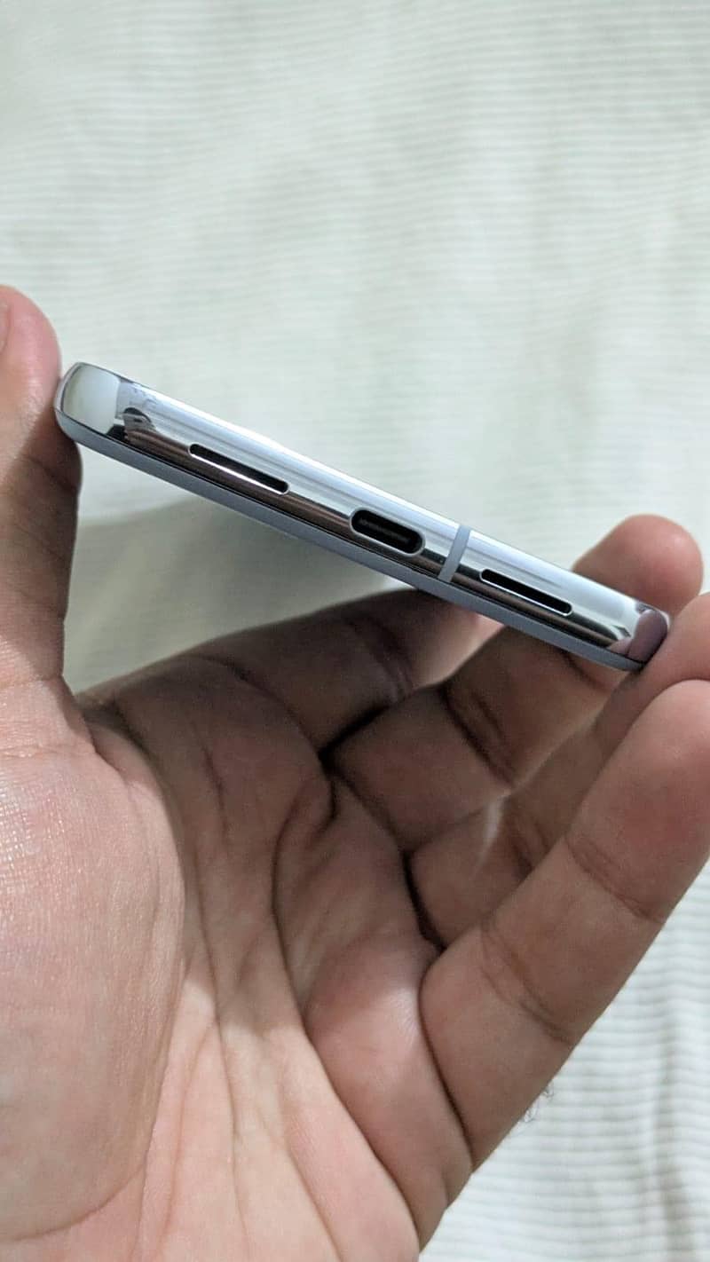 Google Pixel 8 Pro 5