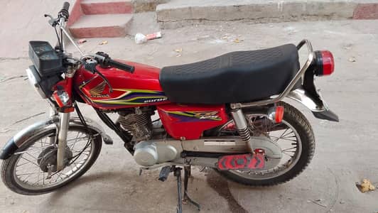 125 2017 model all ok good condition