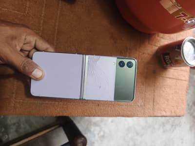 Samsung Mobile Z Flip 3