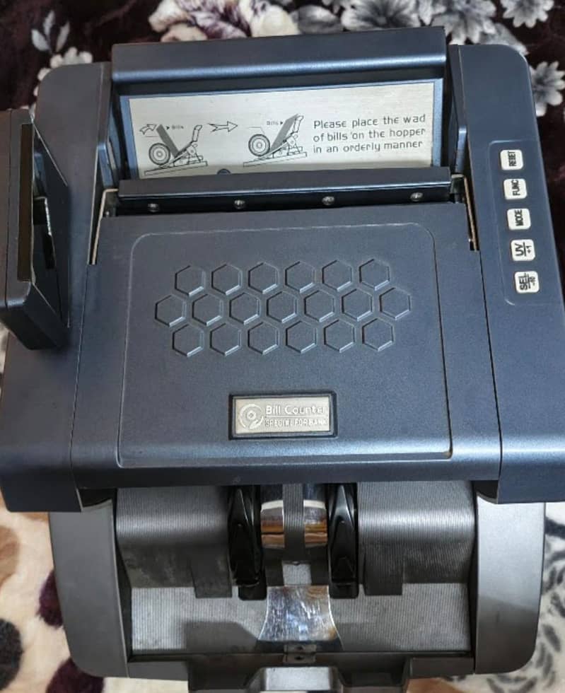 cash machine 8