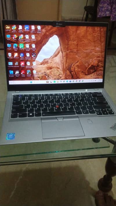 Lenovo Corei7,8th generation, touch screen 16gb 256gb, Best condition.