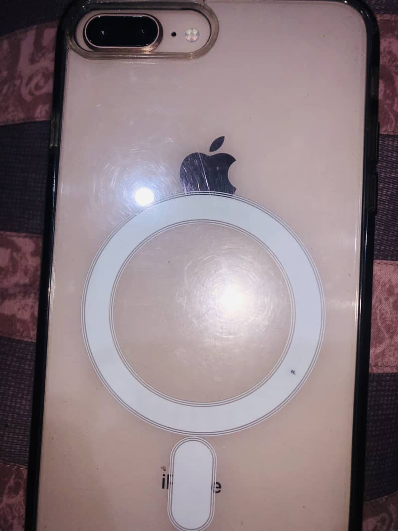 Apple iPhone 8 Plus 2