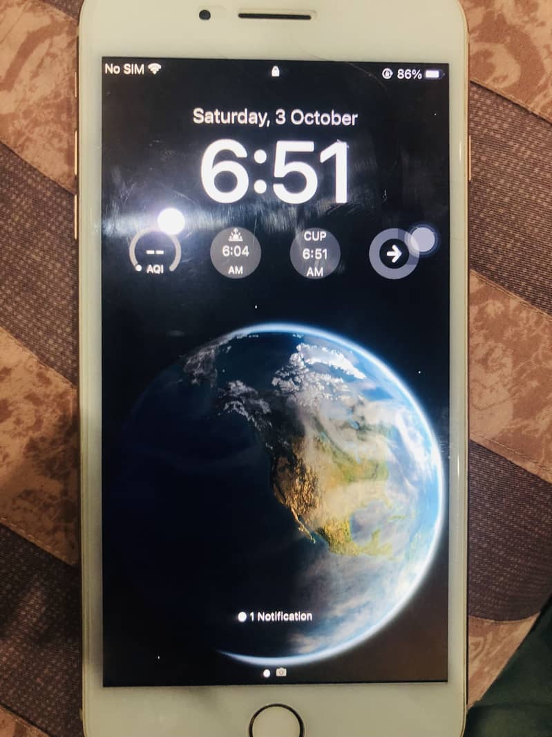 Apple iPhone 8 Plus 3