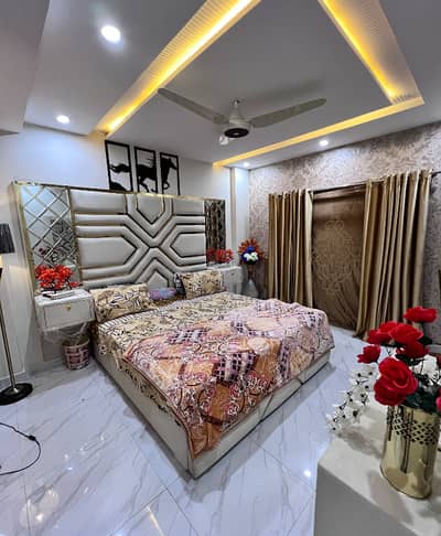 Bahria town Lahore one bedroom apartments daily basis rent per