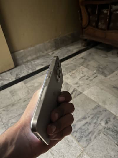 Apple iPhone 15 Pro