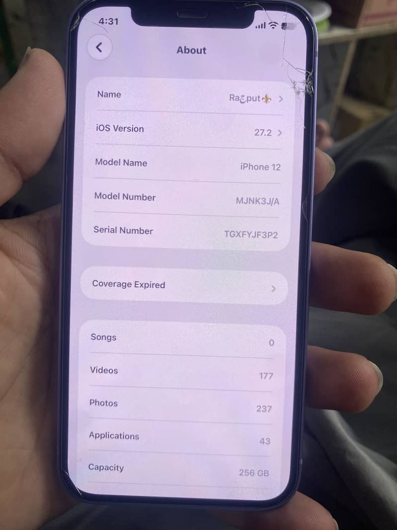 Apple iPhone 12 4