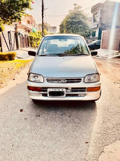 Daihatsu Cuore 2003