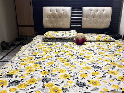 Want to sell my bed in very good condition