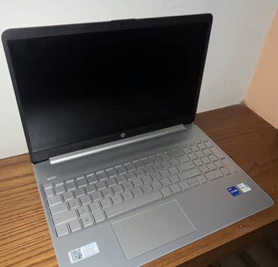 HP 15s-fq5xxx Laptop  i7-1255U 8 GB RAM 512GB SSD Windows 11