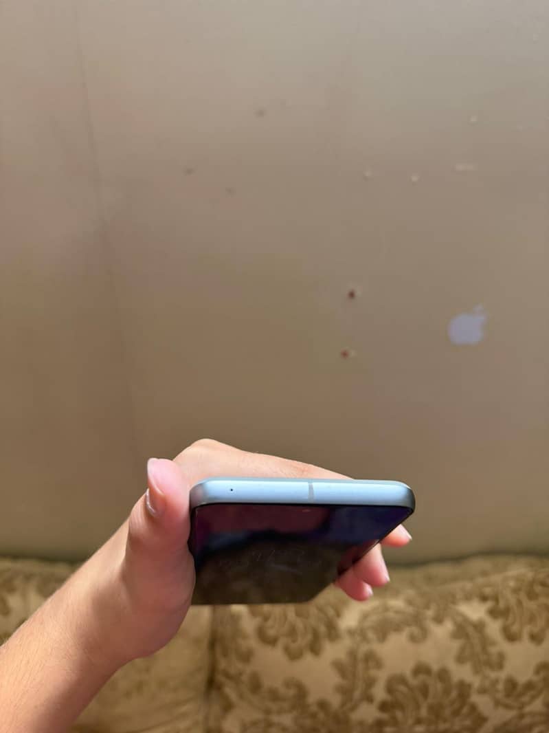 Google Pixel 8 3
