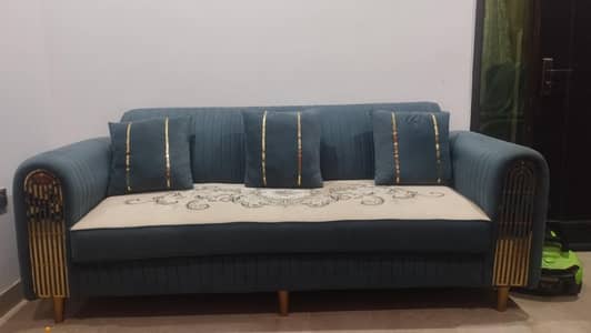7 seater sofa set (brand new condition)
