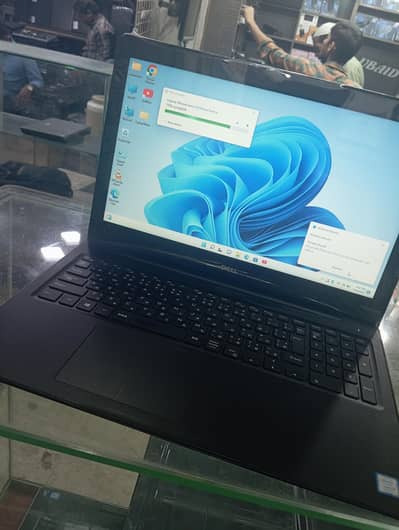 Dell Latitude 3590 Core i3 8th Gen | 8GB RAM | 10/10 Condition