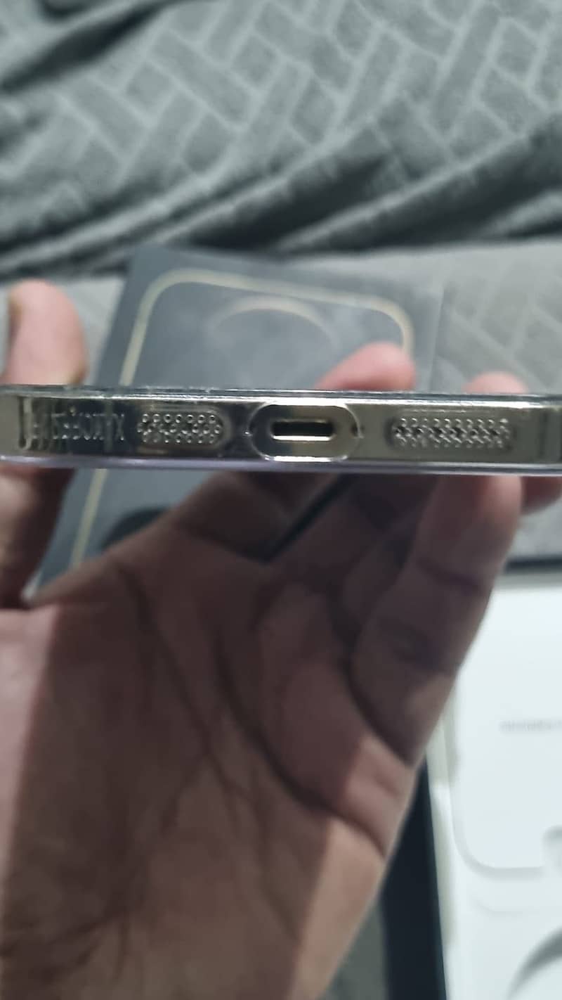 Apple iPhone 12 Pro Max 3