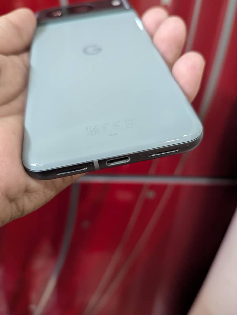 Google Pixel 8 7