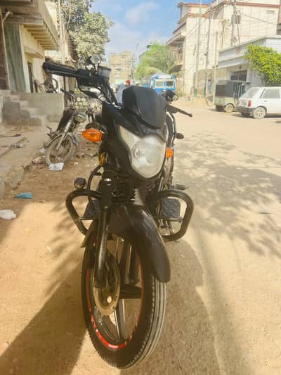 Suzuki GR 150 2022