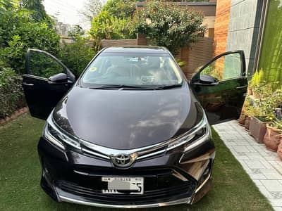 Toyota Corolla Altis Grande 1.8 CVT-i 2022 | 38,600 KM | Single Owner
