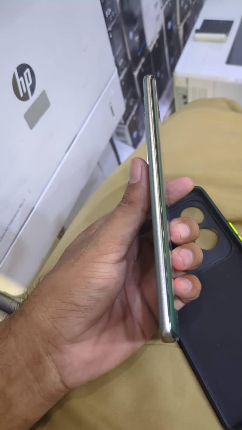 Infinix Zero 30 4