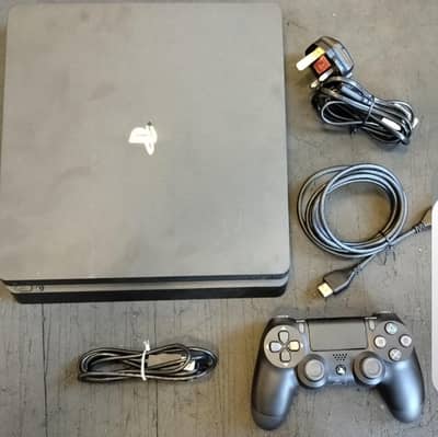 PLAYSTATION 4 SLIM FOR SALE!!!