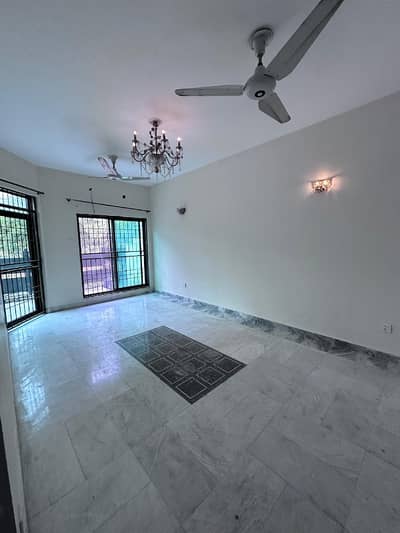 8 Marla House For rent in Ahmed yar block Mustafa Town