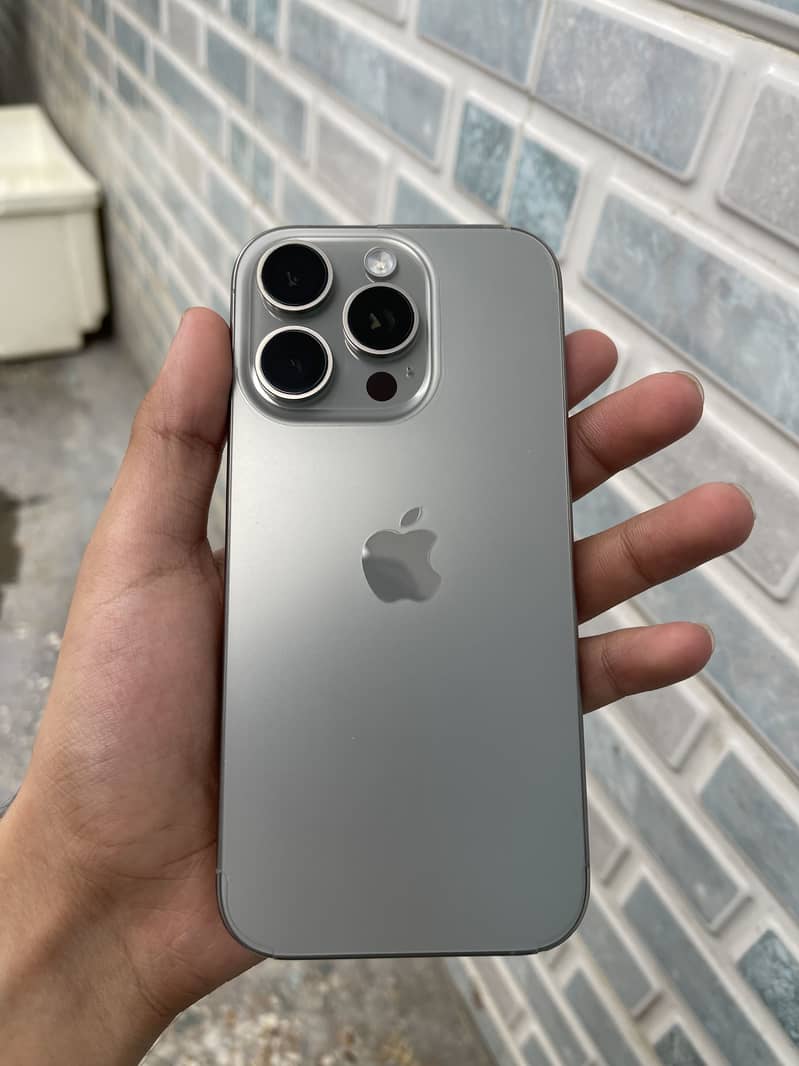 iPhone 16 Pro with Complete Box 1