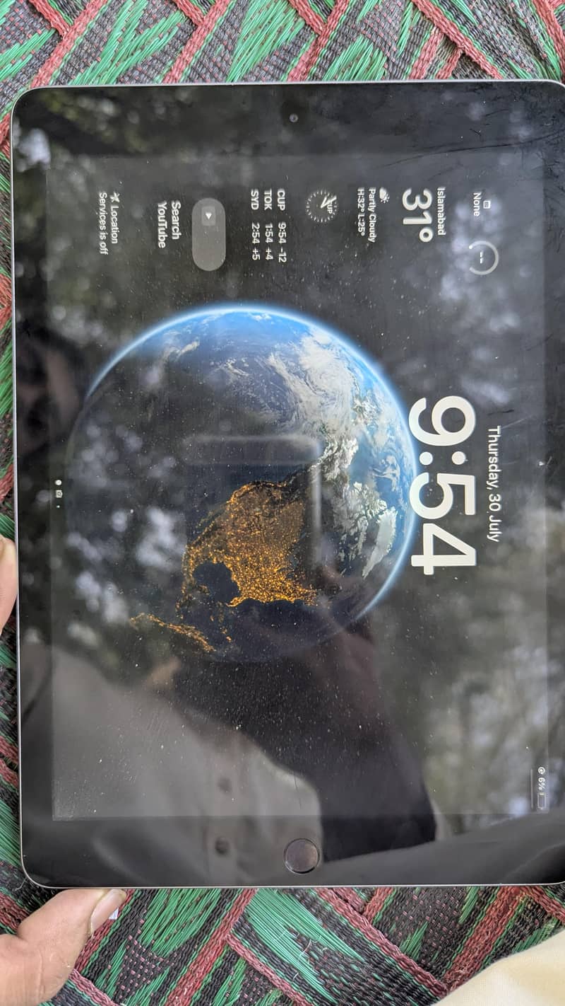 Ipad 6th generation 1