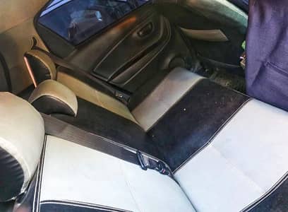 Toyota Vitz 2015