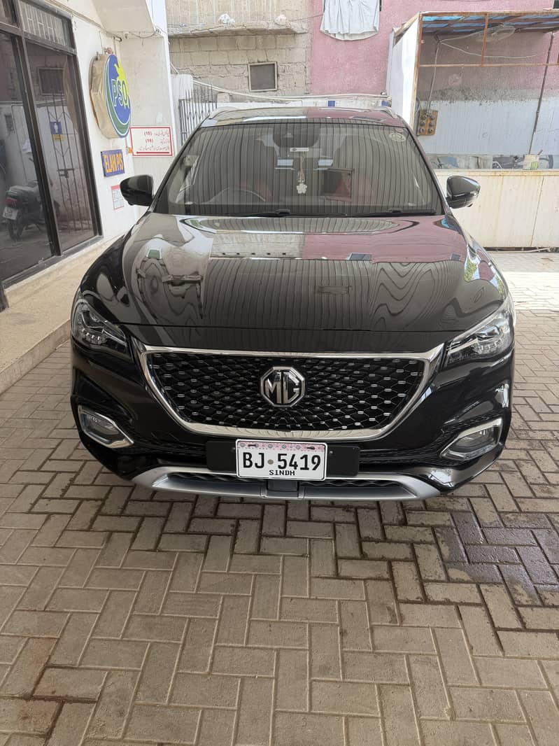 MG HS 2021 1