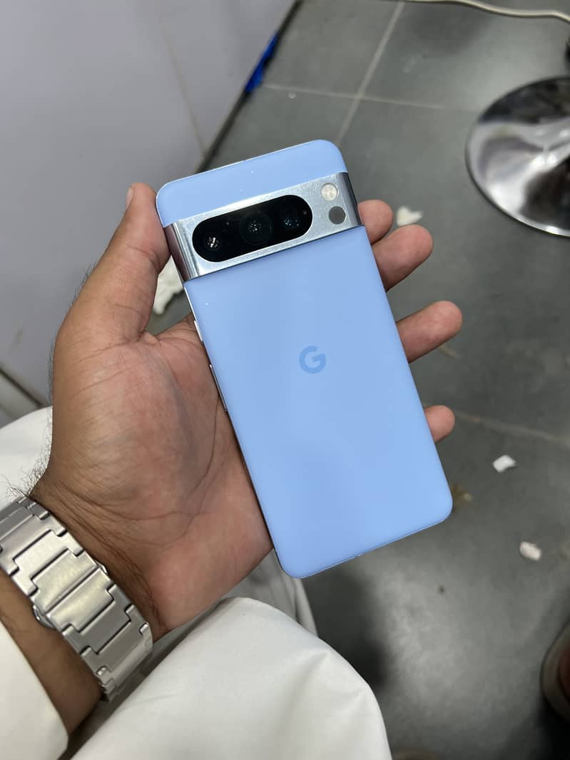 Google Pixel 8 Pro 0