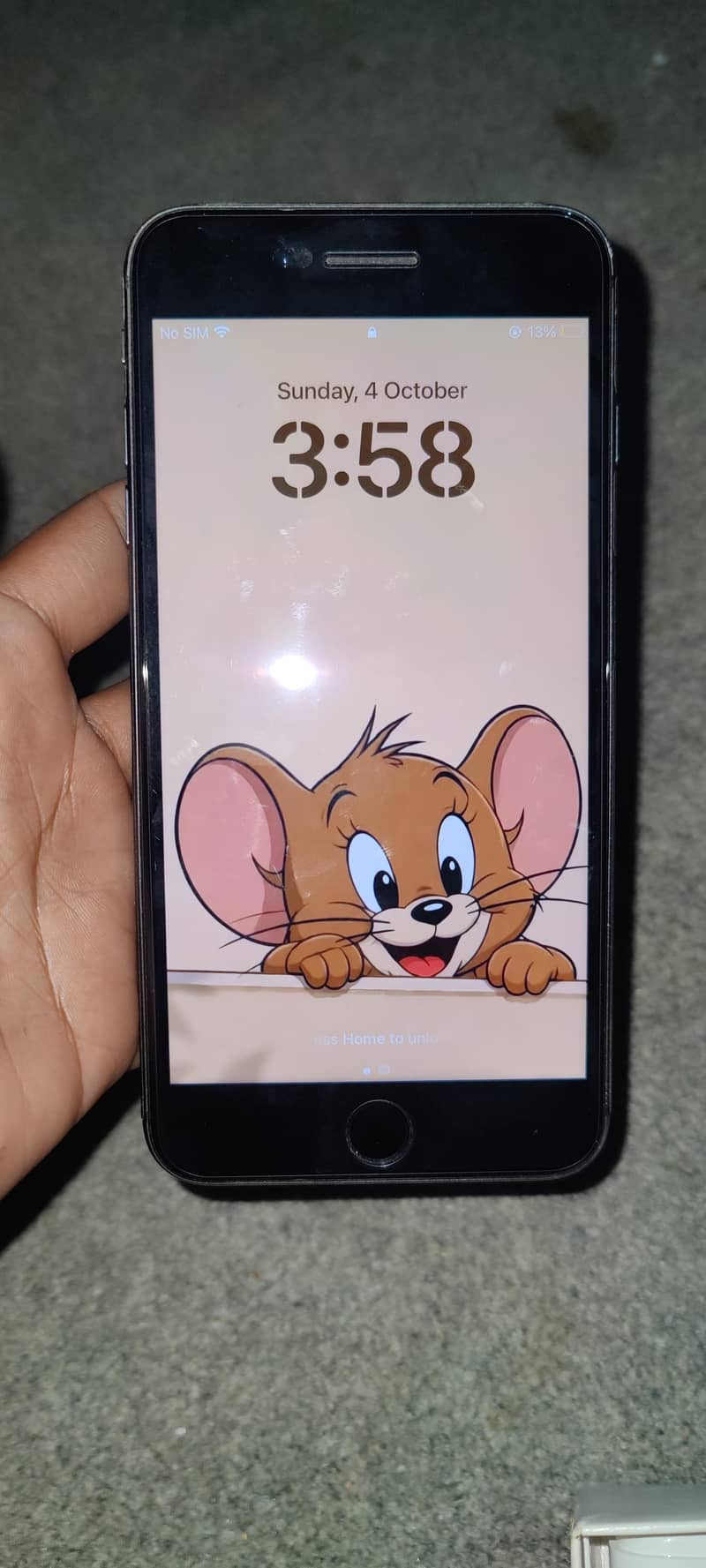Apple iPhone 8 Plus 1