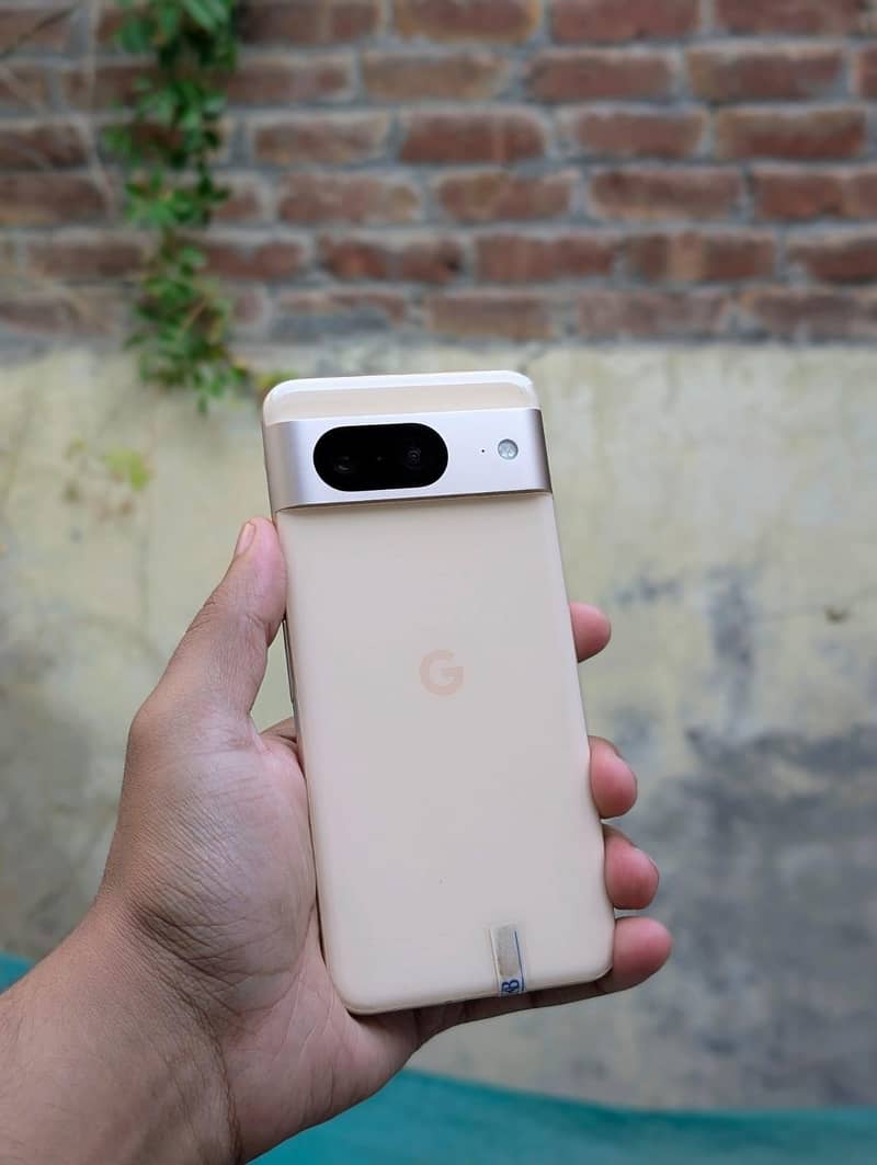 Google Pixel 8 3
