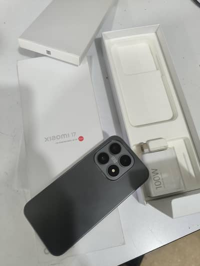 Xiaomi 17 12/512gb Full Box Non PTA 10/10 Condition