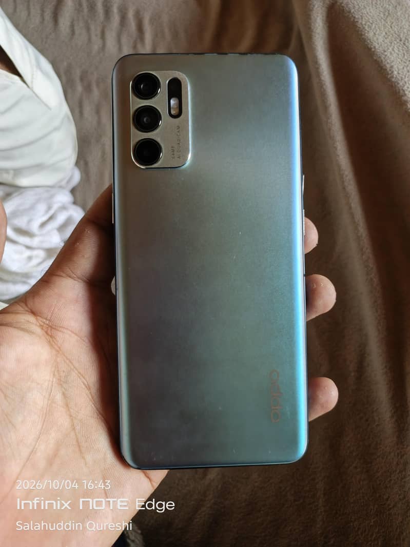 OPPO Reno6 3