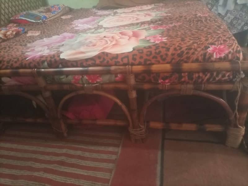 cane bed 1