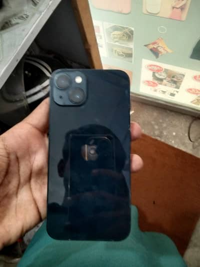 Apple iPhone 13