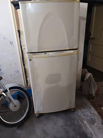 seeling dawlance freezer