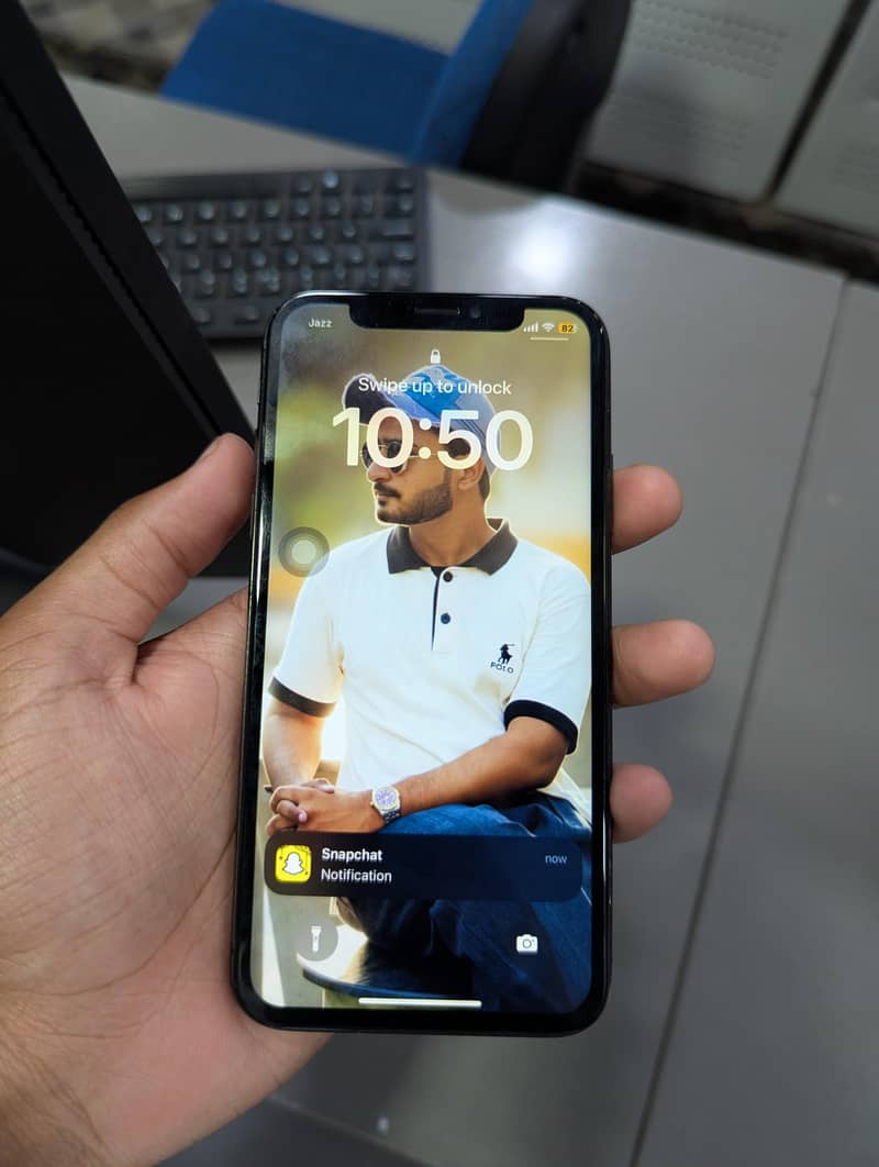 Apple iPhone X 1