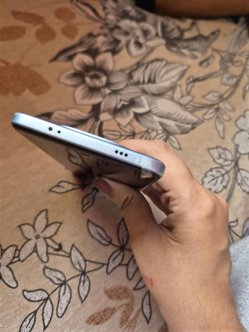 Xiaomi Redmi Note 15 Pro 1