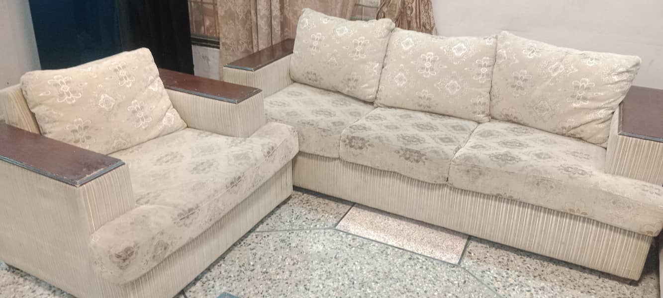 sofa 5 seater 0
